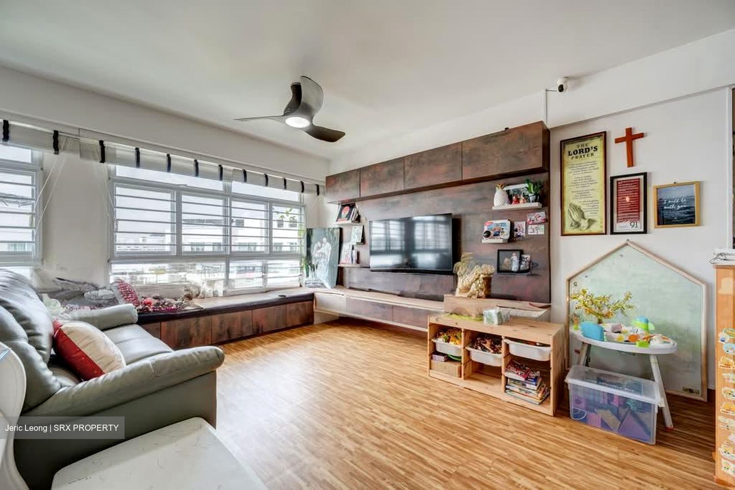 Blk 426A Floral Spring @ Yishun (Yishun), HDB 5 Rooms #595854491